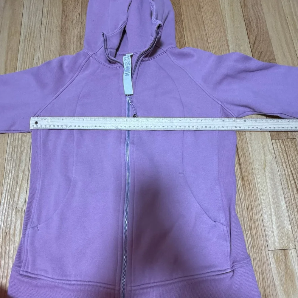 Women's Lululemon Scuba Full Zip Waist Length Hoodie Size 12 Lavender Lux SKU625 - Picture 5 of 6